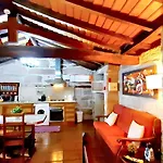 Charming House In With Terrace And Parking Included 別荘 *