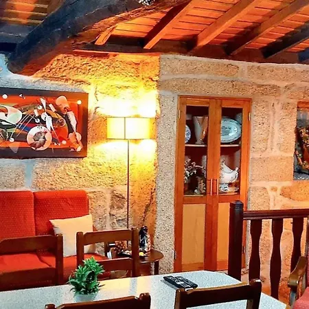 Charming House In With Terrace And Parking Included Prázdninový dům