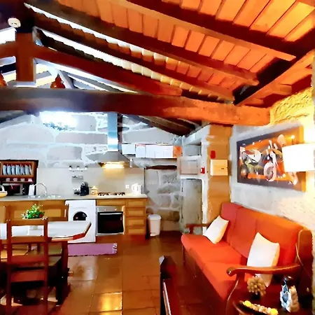 Charming House In With Terrace And Parking Included Prázdninový dům *