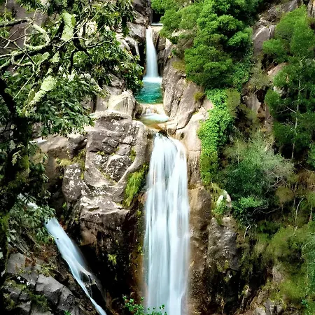 بيت للعطل Charming House In With Terrace And Parking Included *