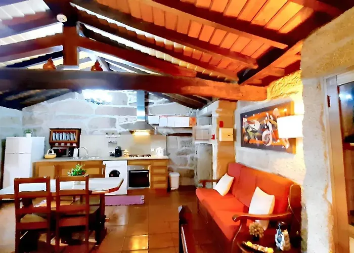 Charming House In With Terrace And Parking Included Дом отдыха *