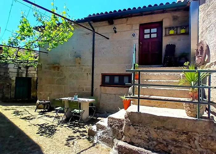 Charming House In With Terrace And Parking Included Дом отдыха *